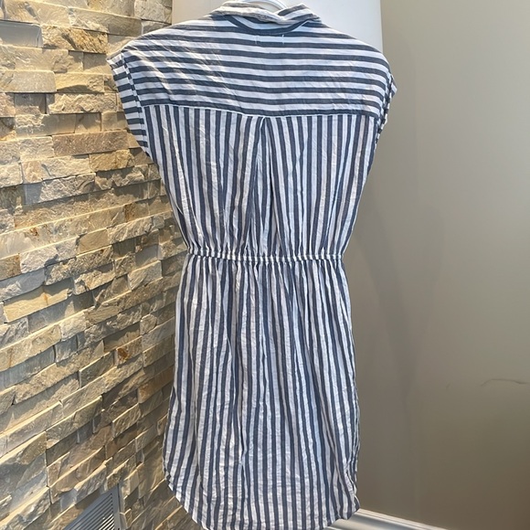 Striped Button down dress - Picture 6 of 6